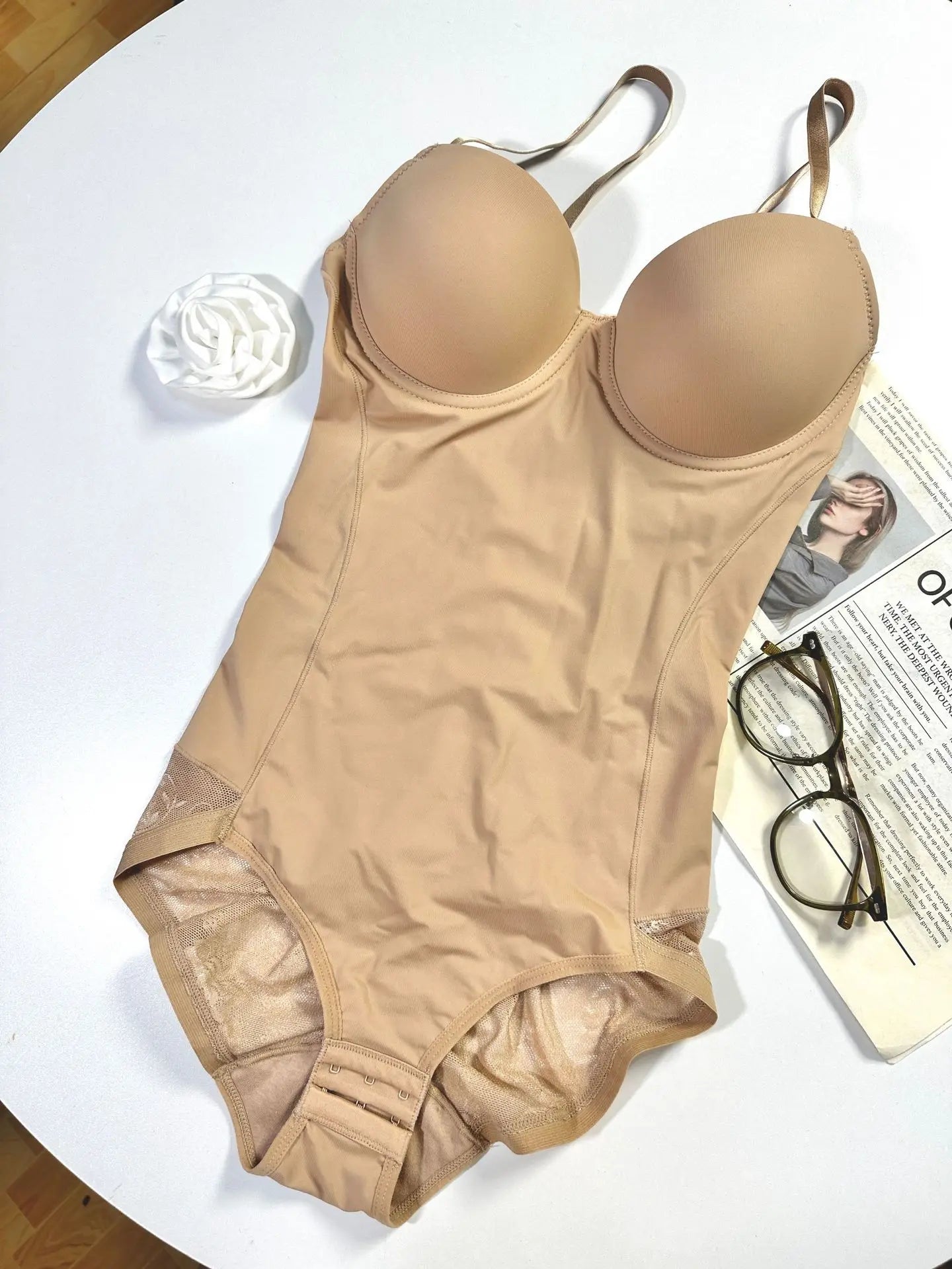 Body sculptant dentelle Push Up effet ventre plat et taille affinée